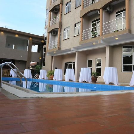 Hotel 7 Seasons Entebbe Esterno foto