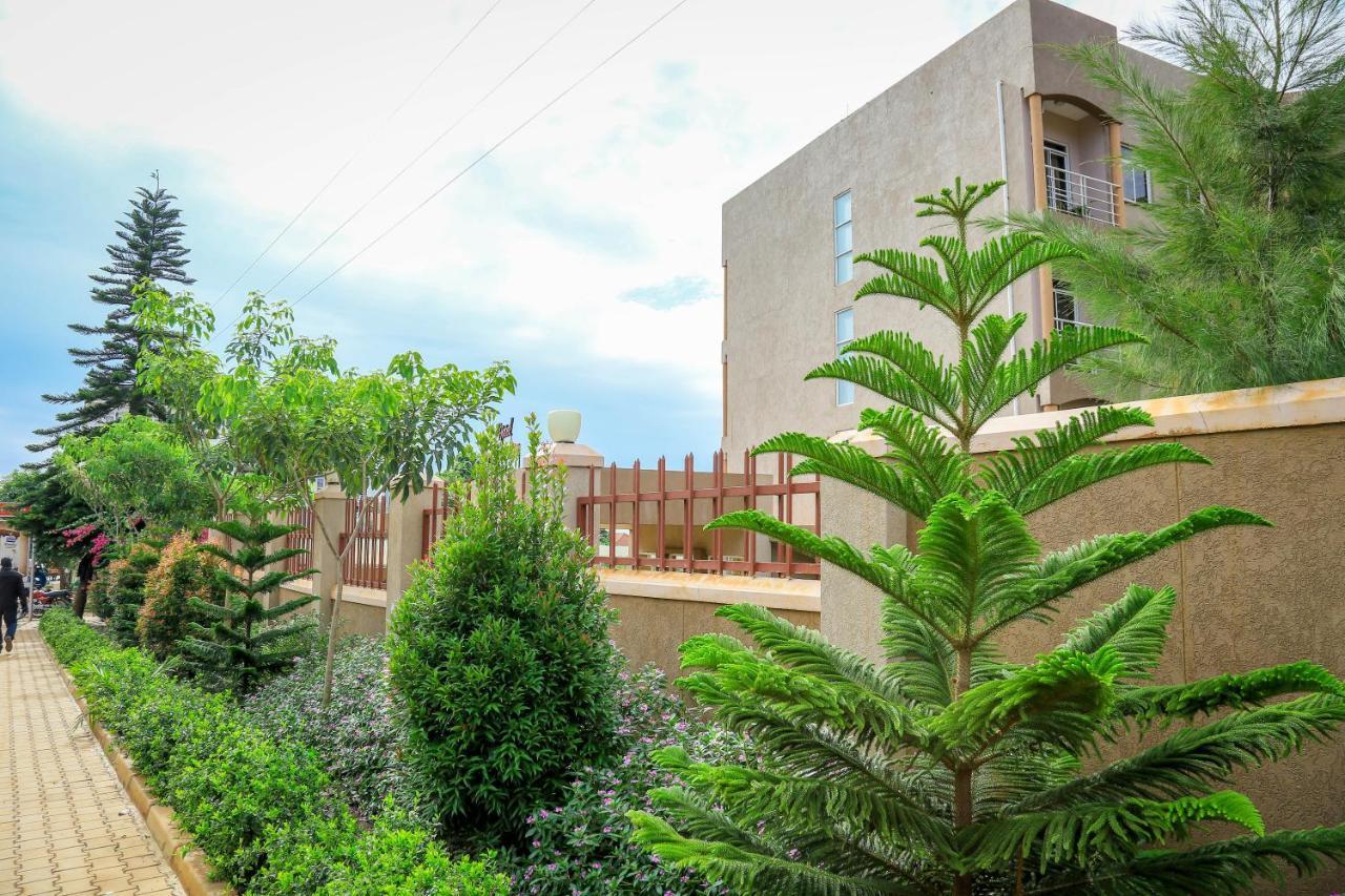 Hotel 7 Seasons Entebbe Esterno foto